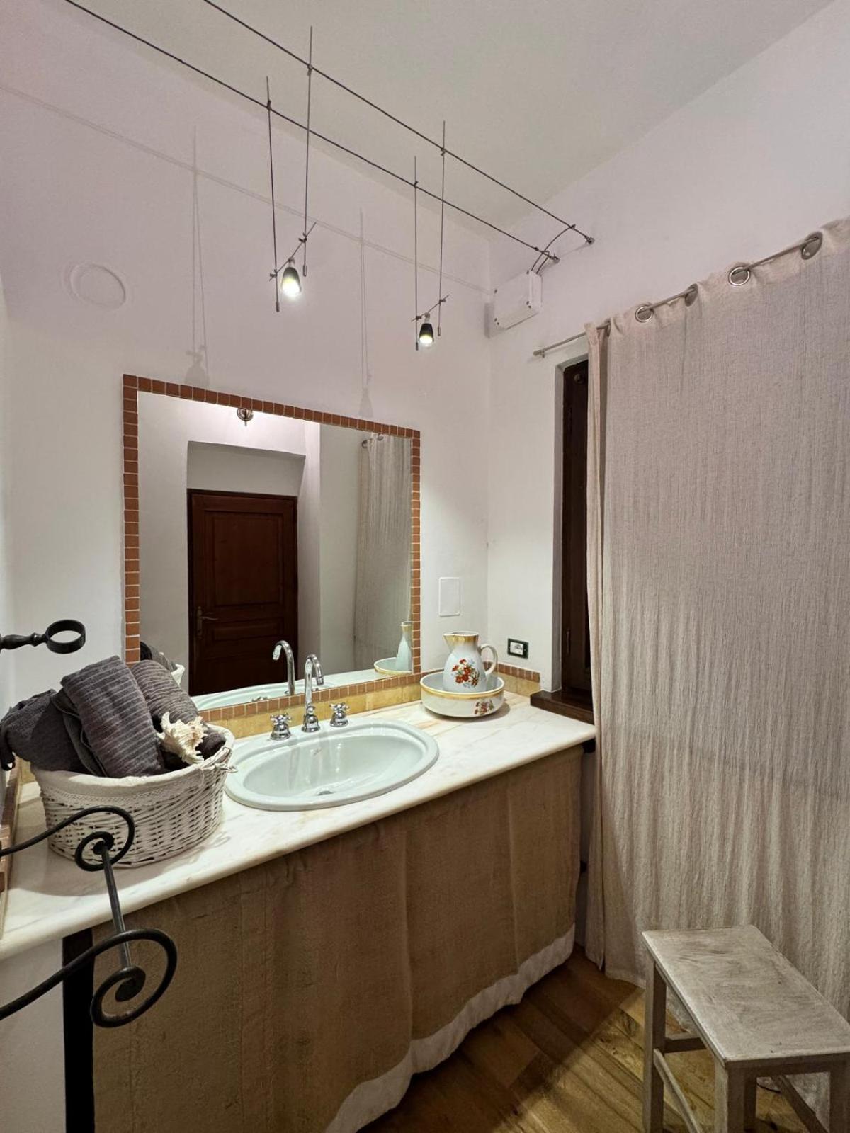 Al Riccio Bed & Breakfast Cocconato Bagian luar foto