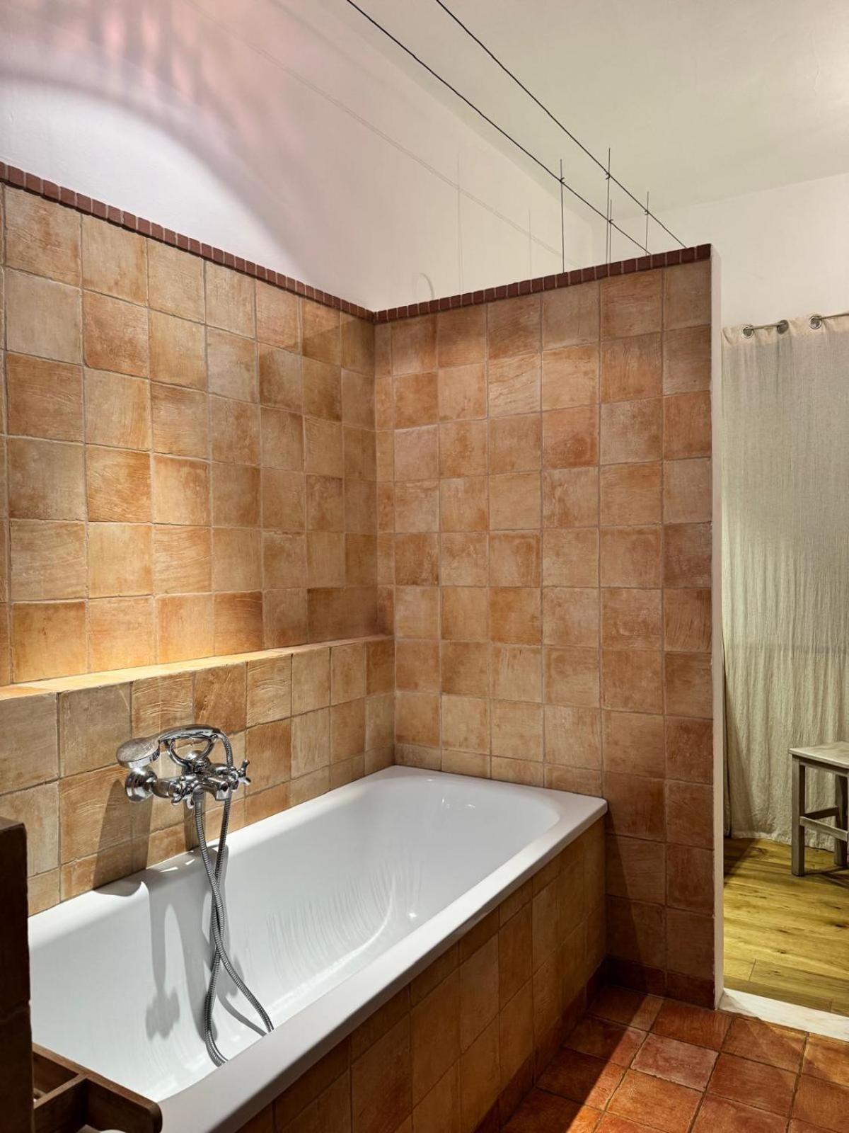 Al Riccio Bed & Breakfast Cocconato Bagian luar foto