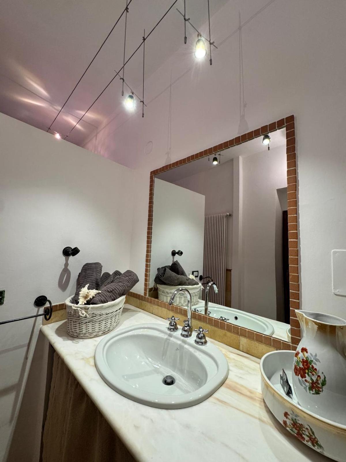 Al Riccio Bed & Breakfast Cocconato Bagian luar foto